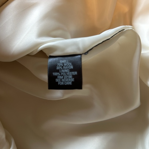 Anne Klein - Picture 4 of 4